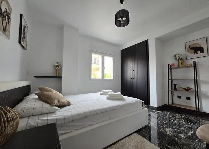 Paralela Estocolmo - Front Sea View Torrevieja