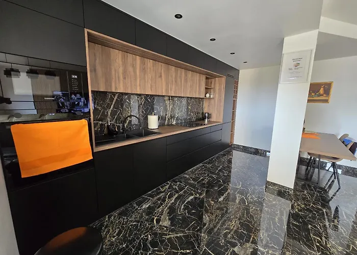 Paralela Estocolmo - Front Sea View *