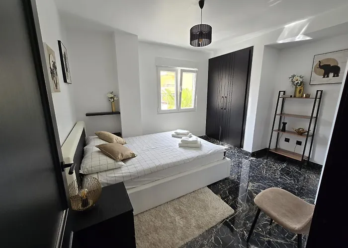 Paralela Estocolmo - Front Sea View Torrevieja