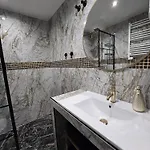 Paralela Estocolmo - Front Sea View * Торевьиа
